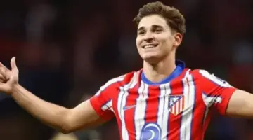 إنجاز أرجنتيني جديد.. ألفاريز يعادل رقم ميسي بدوري أبطال أوروبا